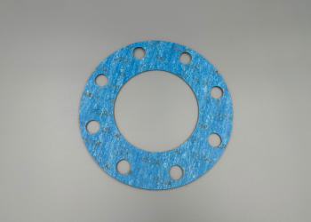 V6500AC（防食タイプ）ガスケットの加工事例　ステンレス配管向けプレス加工と安定した量産供給　株式会社ダイコー